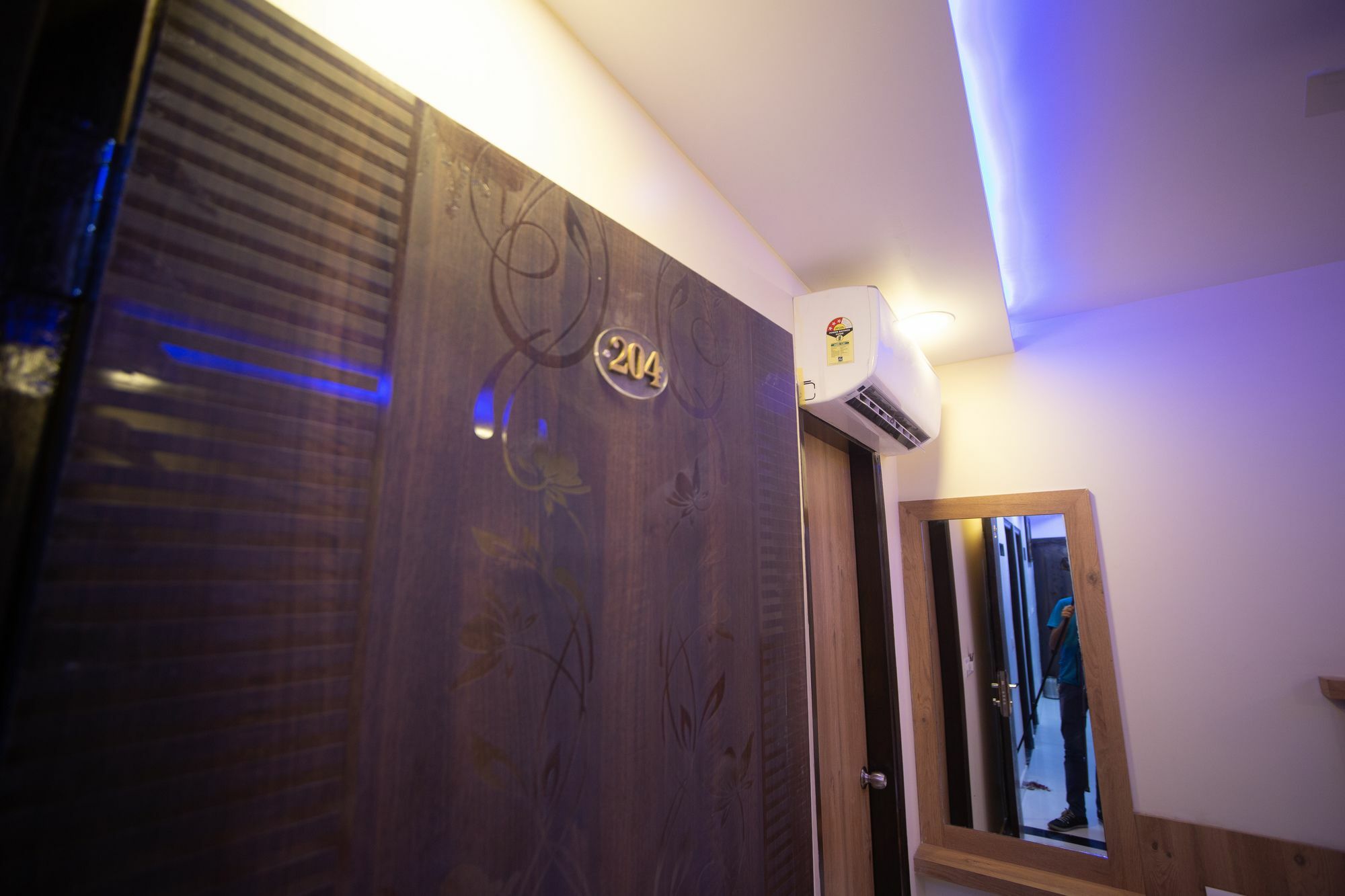 Hotel Sarthak Palace - By Pooja Hospitality Nova Deli Exterior foto