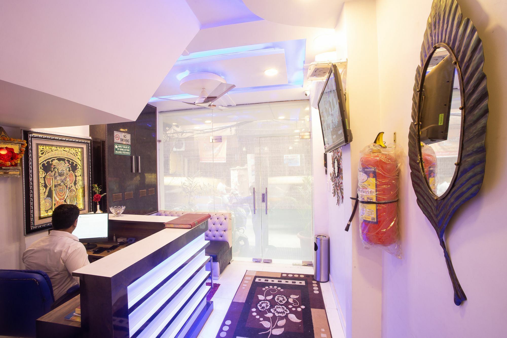 Hotel Sarthak Palace - By Pooja Hospitality Nova Deli Exterior foto