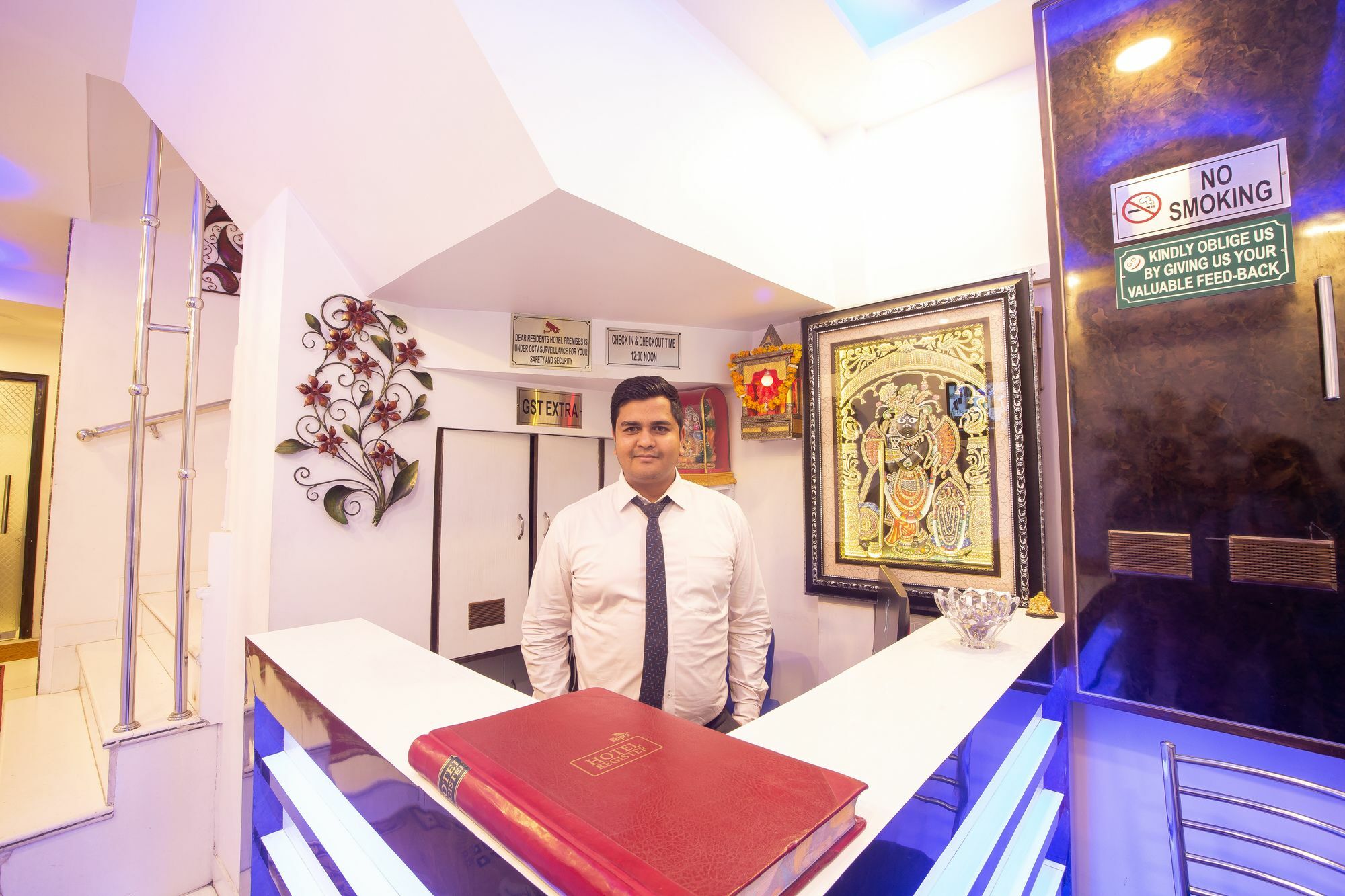 Hotel Sarthak Palace - By Pooja Hospitality Nova Deli Exterior foto